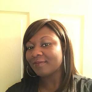 Meet your Posher, Khara